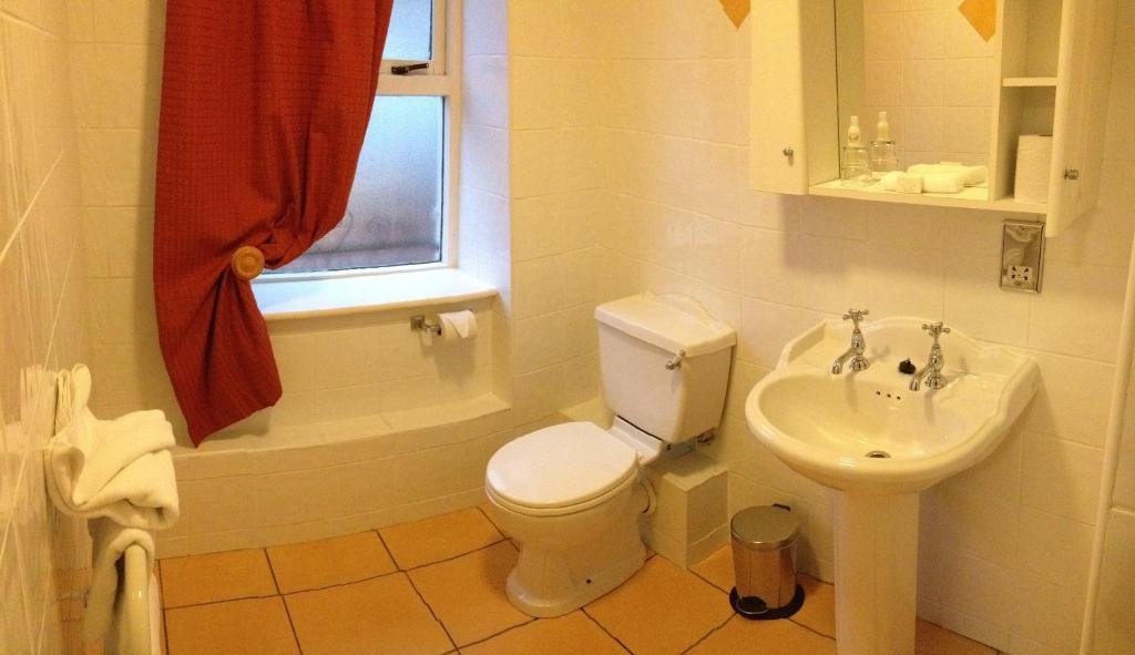 Virginia'S Guesthouse Kenmare Zimmer foto